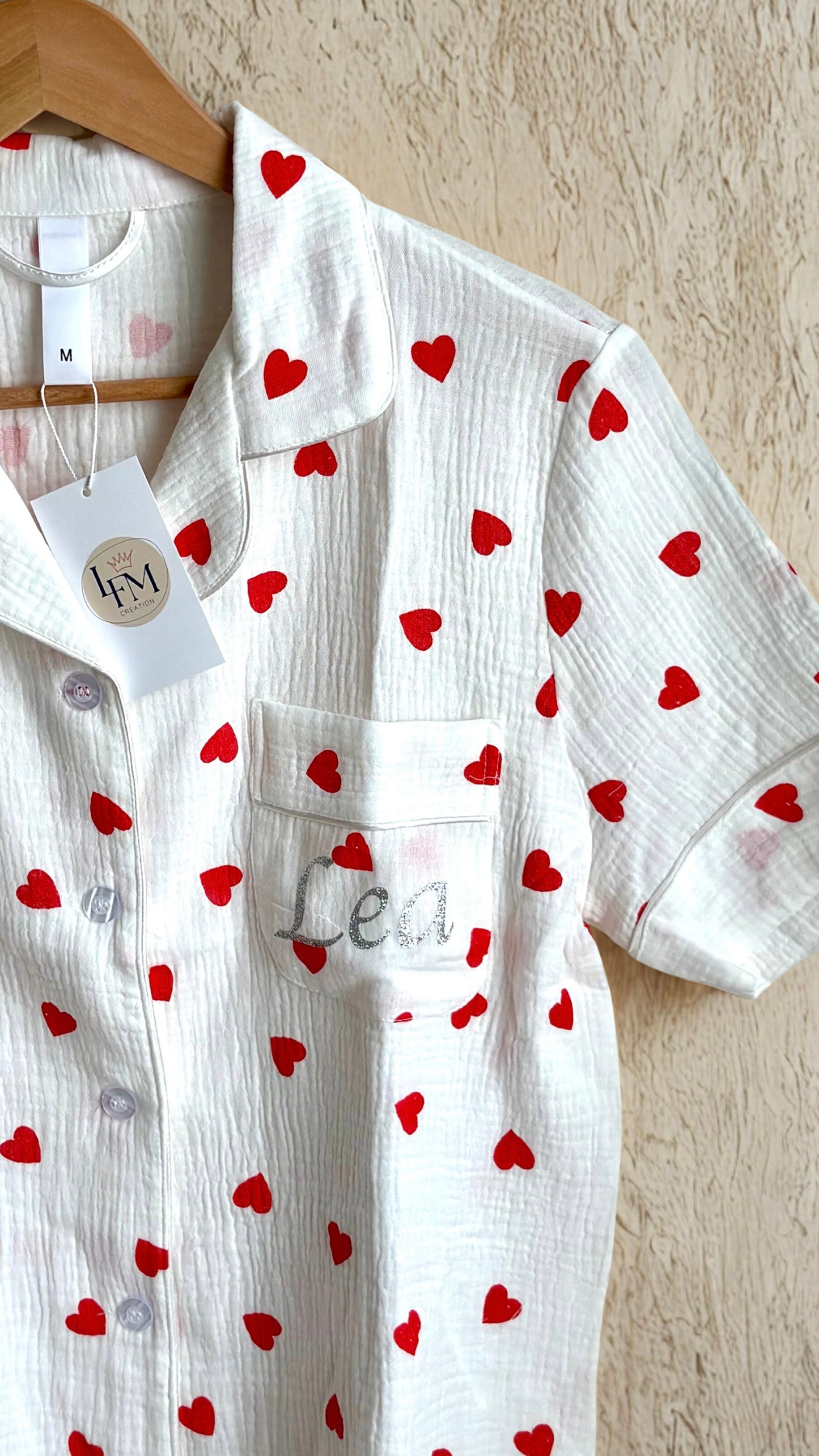 Pyjama femme coton blanc à cœurs rouges – Chemise et short