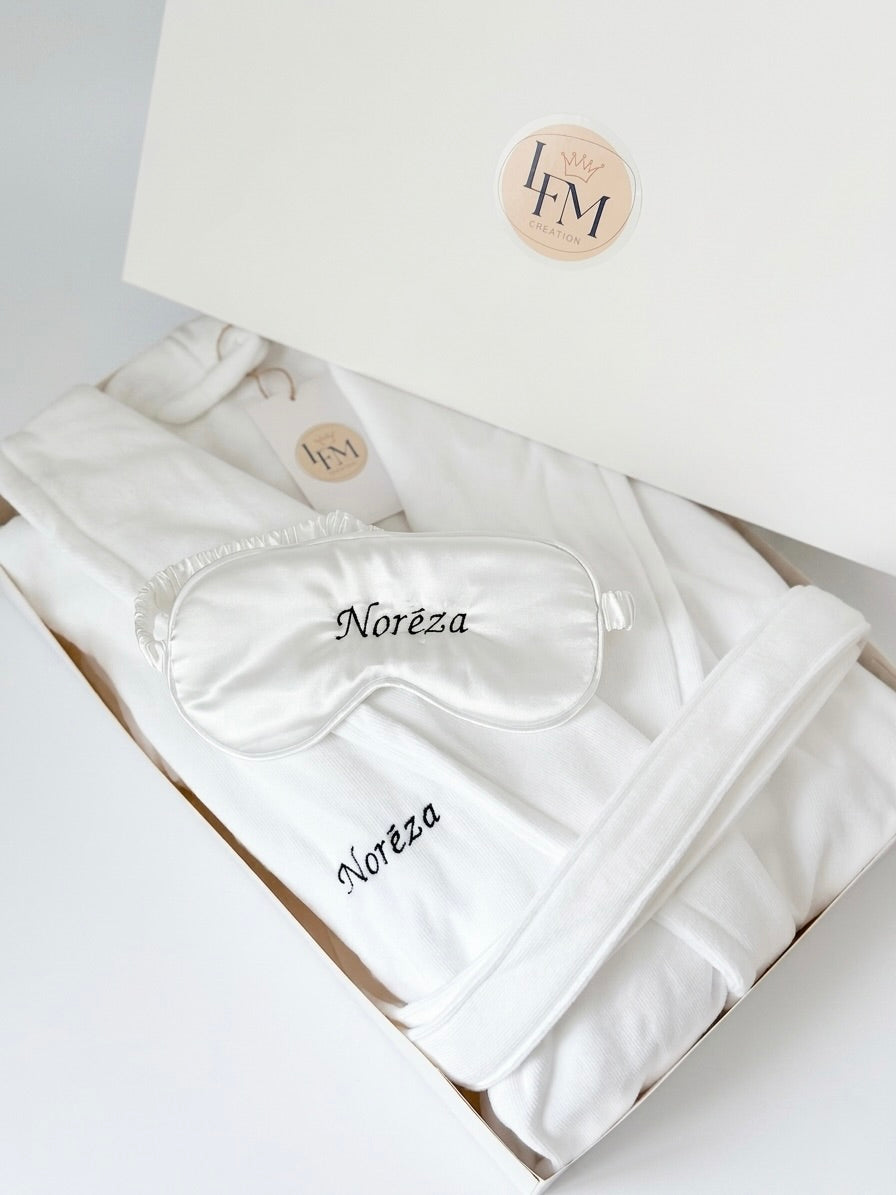 Coffret brodé nuit de détente – Femme