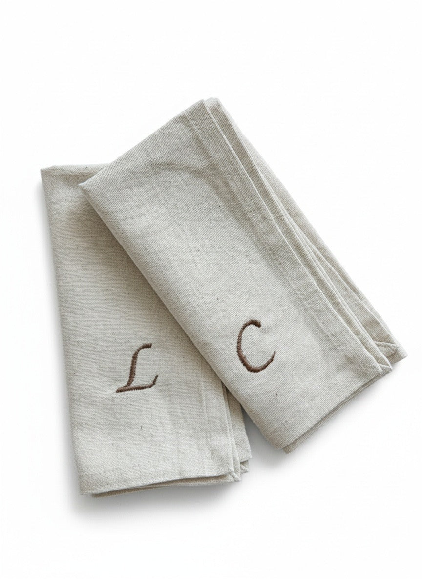 Coffret de 2 serviettes de table brodées – 100% coton