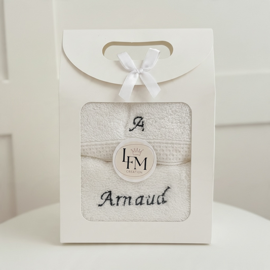 Coffret serviette visage & gant brodé
