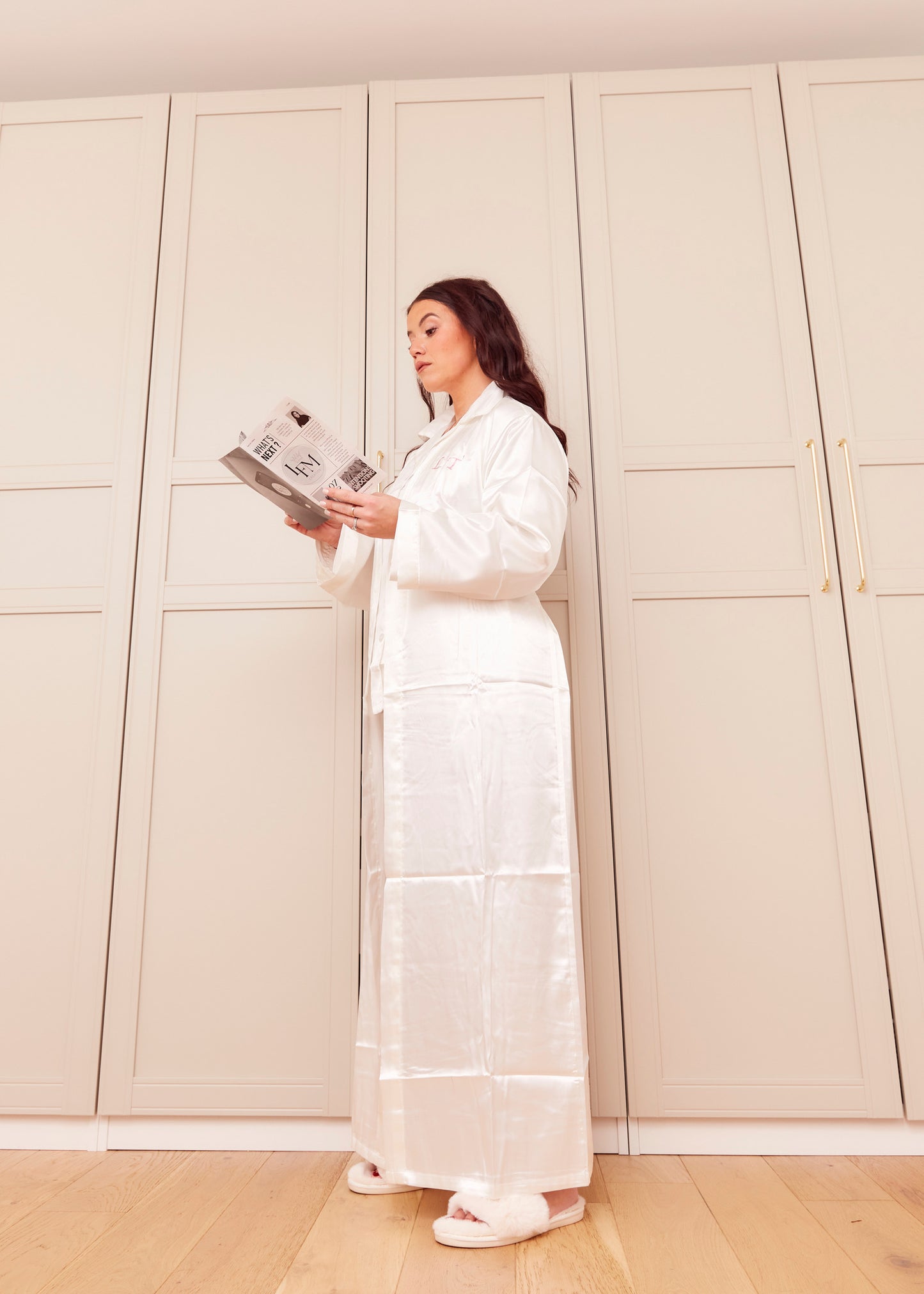 Peignoir en satin long brodé